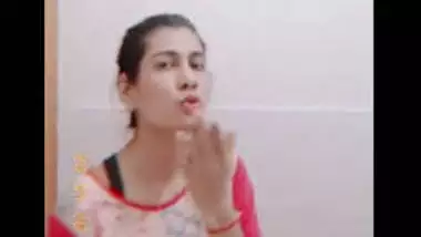 Desi sexy bhabi make her own video