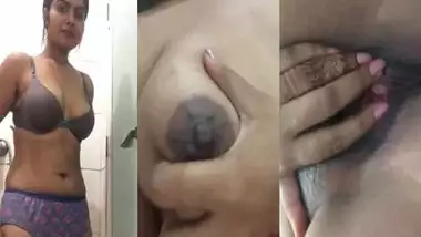 380px x 214px - Beautiful sexy indian girl striptease show in bathroom video indian sex  video