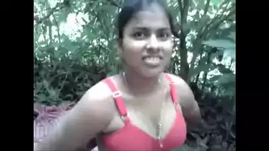 Bfhotsexi - Naked indian village girl banged in the forest indian sex video