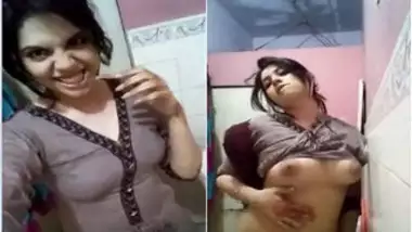 Desi stripper touches xxx boobs and presses chudai sex nipples to wall  indian sex video