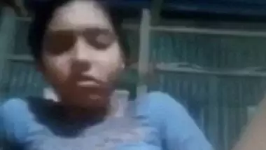 Wwwsxehd 19 - Narayanganj girl masturbating using banana mms video indian sex video