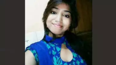 Desi cute girl on video call indian sex video