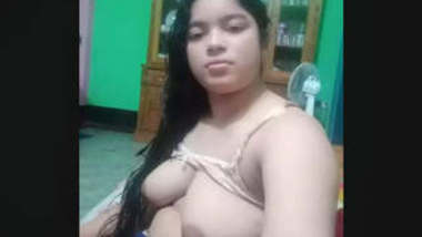 Bangladeshi beautiful married bhabi showing boobs pussy indian sex video