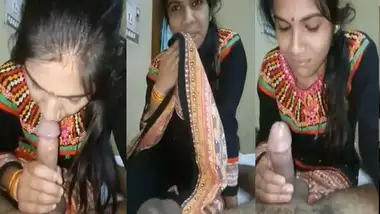 Married Indian girl sucking dick of her husband on cam