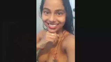 Sexy Desi Girl Blowjob and Fucking 2 Clips Part 2