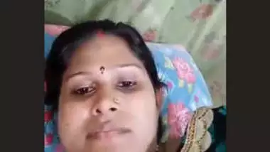 Bhabi showing boobs indian sex video