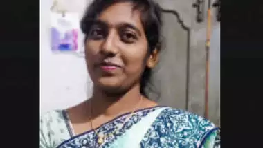 Telugu Xxxxxn Videos - Telugu girl showing boobs on vc indian sex video