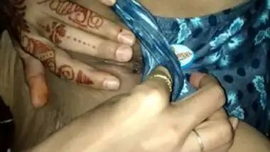 Tamilindeansex - Desi cute girl show her clean saved pussy indian sex video