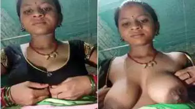 380px x 214px - Adorable slut denudes her xxx coconuts and desi pussy on amateur camera  indian sex video