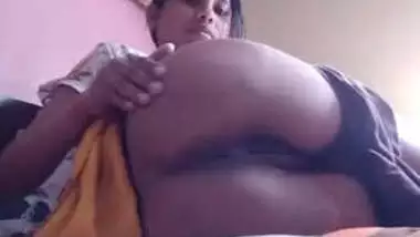380px x 214px - Desi cute girl showing pussy and asshole part 2 indian sex video