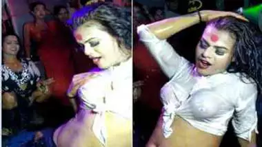 Hot vhabi pron indian sex videos on Xxxindianporn.org