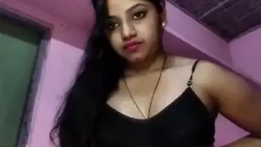 India Kampoz Xxnx Girl - Desi cute village bhabi show her big boobs selfie video indian sex video