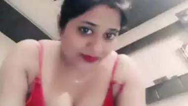 Desi Beautiful Bhabhi Selfie For Lover