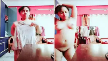 380px x 214px - Delectable xxx indian teen walks in front of camera being naked and it's so  sexy indian sex video