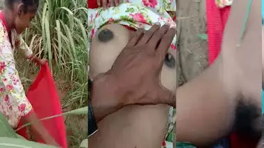 Village girl fucking outdoor mms video indian sex video
