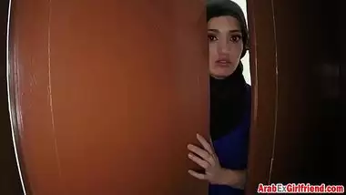 380px x 214px - Beautiful arab wife left by husband decided to sold her shaved tight p for  sex 3 indian sex video