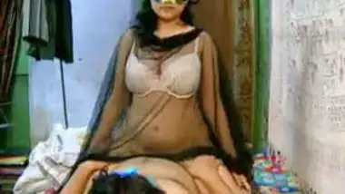 Sexy savitha bhabhi riding hubby indian sex video