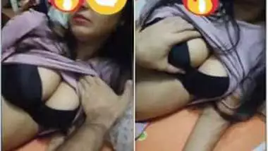 Callgarilsex - Teen from india sleeps but guy touches her xxx titties in a black bra  indian sex video