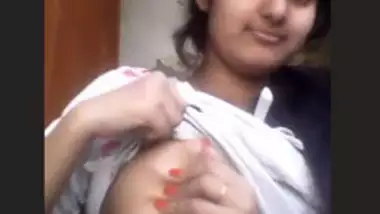 380px x 214px - Cute girl playing with melons dead link update indian sex video