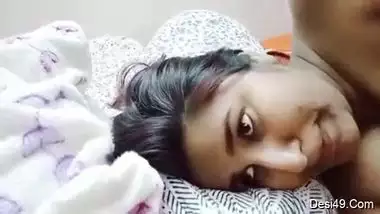 Kanndasexvidoes - It is hard to make for a living in a village so desi girl becomes webcam  model indian sex video