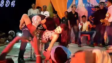 Arkesta Xnxx - Bhojpuri arkestra dance indian sex video