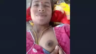 380px x 214px - Telugu bhabhi showing her boobs and pussy part 1 indian sex video