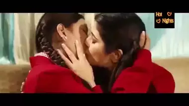 Lesbian desi kiss indian sex video