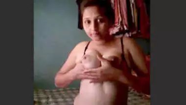 Cute bhabhi showing nice boobs indian sex video