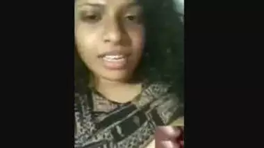 Desi Girl Shows her Boobs and Pussy On VC