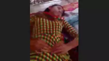 380px x 214px - Rubbing and fucking young village girl indian sex video