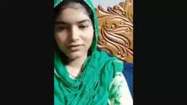 Cute Muslim girl showing boobs and pussy on VC