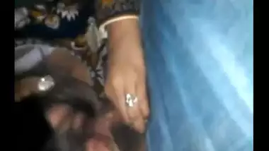 Seal Tutne Vala Sex Indian Sleeping - Wet blowjob indian sex video
