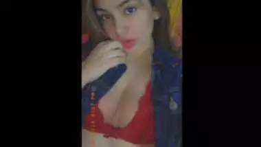 380px x 214px - Beautiful hot paki babe showing 5 videos part 3 indian sex video