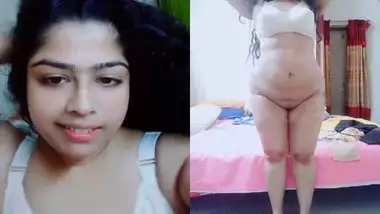 Alita Oken - Sexy indian girl shows her boobs and pussy indian sex video