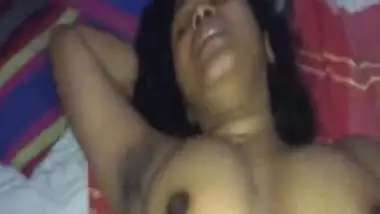 380px x 214px - Horny desi wife pussy rubbing and fucking indian sex video