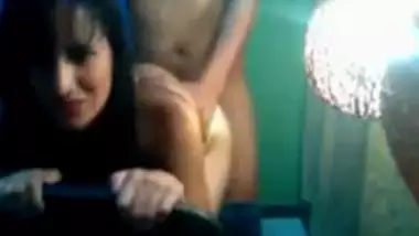 Xxx Burgin - Hardcore doggy style delhi porno will make you cum indian sex video