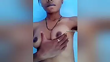 Today Exclusive- Desi Village Girl Showing Her Boobs And Pussy Part 5