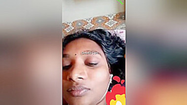 380px x 214px - Exclusive sexy tamil girl showing her boobs on video call indian sex video