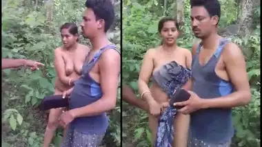 380px x 214px - Husband caught wife nympho fuck with lover outdoor in jungle xxx desi mms  indian sex video