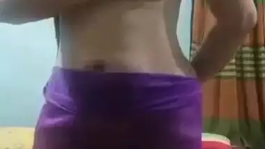 Bangladeshi Desi whore fingering her juicy pussy on cam XXX