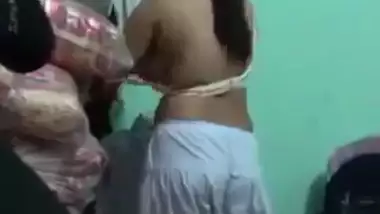 380px x 214px - Telugu talking mogudu palam indian sex videos on Xxxindianporn.org