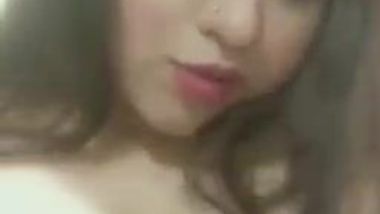 380px x 214px - Naughty desi stunner teases boyfriend with her saggy xxx breasts indian sex  video