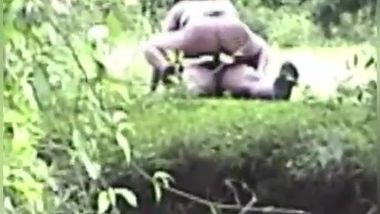 380px x 214px - Indian couple from the is caught having sex in the jungle desi xxx mms  indian sex video