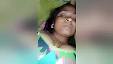 Today exclusive desi village bhabhi ready for sex indian sex video