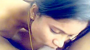 Makdi Sex Video - Village house wife giving to horny husband indian sex video