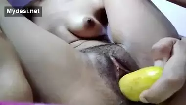 Desi sexy girl play with banana