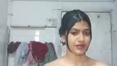 4tune Sex - Desi sexy bhabi nude bath indian sex video