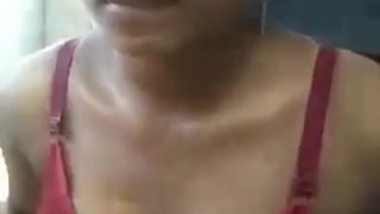 Cute married bhabi boob pressed and nude exposed indian sex video