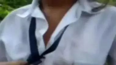 380px x 214px - Sexy school girl outdoor sex with bf indian sex video