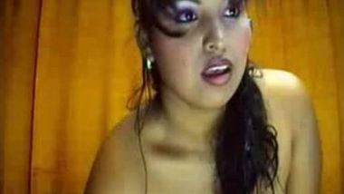 Grls Tung Sex Fuc Indian - Large bazookas call center milf from ahmedabad masturbates using dildo indian  sex video